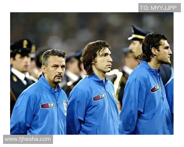 超级热爱的足球明星背后的故事与成就探秘