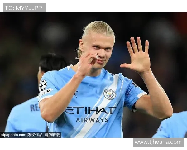 2018年崛起的足球新星们展现才华与潜力的精彩瞬间 2018年崛起的足球新星们展现才华与潜力的精彩瞬间